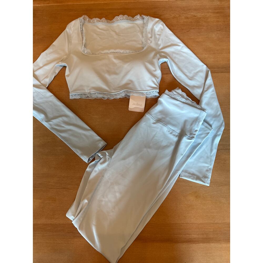 Aralina Leisurewear Lace Trim Baby Blue Long Sleeve Crop Legging Active Set NEW